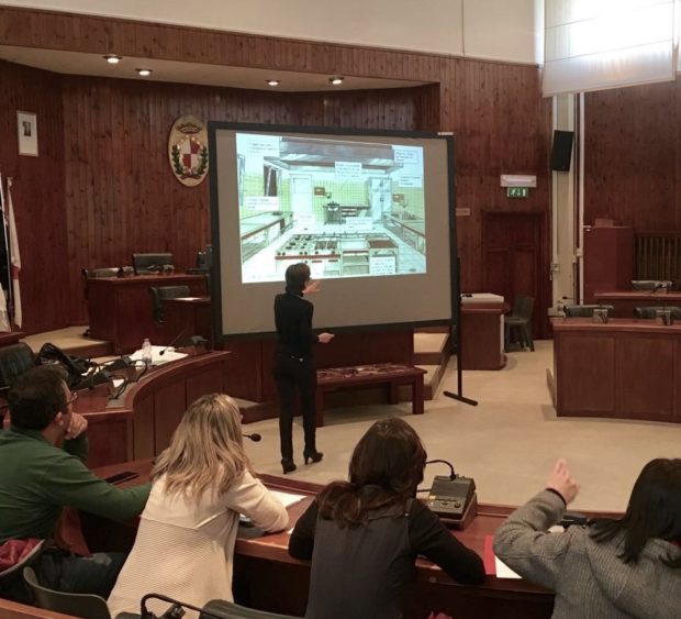 incontro%20formazione%20commissione%20mensa-t